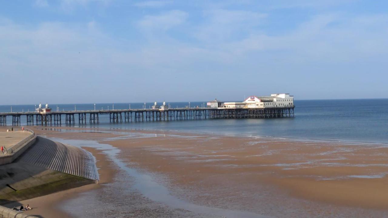 The Winter Garden Suites Blackpool Exteriör bild