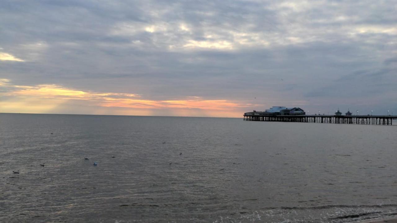 The Winter Garden Suites Blackpool Exteriör bild